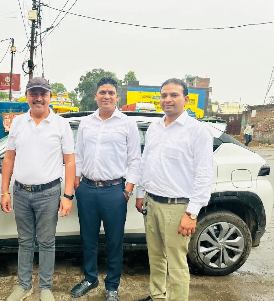 पशुपालन क्षेत्र के विशेषज्ञ